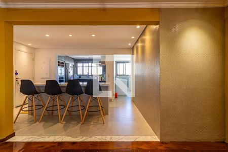 Apartamento para alugar com 200m², 5 quartos e 4 vagas Apartamento para alugar com 200m², 5 quartos e 4 vagasCopa