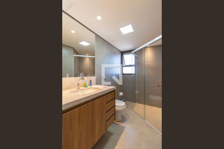 Apartamento para alugar com 200m², 5 quartos e 4 vagas Apartamento para alugar com 200m², 5 quartos e 4 vagasBanheiro