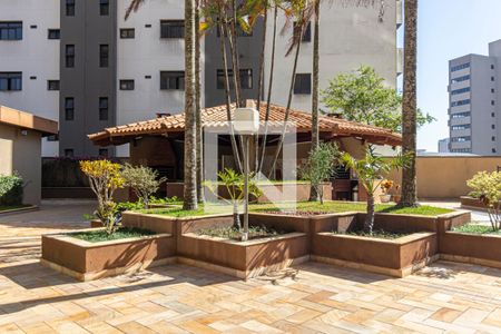 Apartamento para alugar com 200m², 5 quartos e 4 vagas Apartamento para alugar com 200m², 5 quartos e 4 vagasÁrea comum