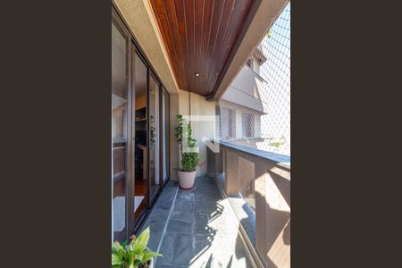 Apartamento para alugar com 200m², 5 quartos e 4 vagas Apartamento para alugar com 200m², 5 quartos e 4 vagasVaranda da Sala