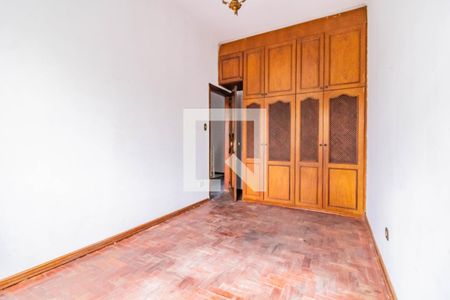 Casa à venda com 200m², 3 quartos e 2 vagas Casa à venda com 200m², 3 quartos e 2 vagasQuarto 1