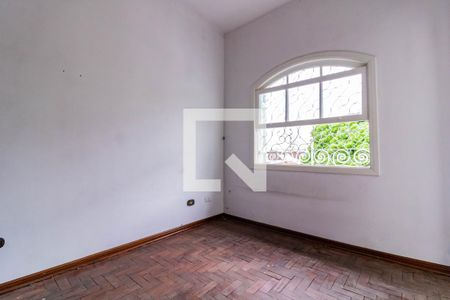 Casa à venda com 200m², 3 quartos e 2 vagas Casa à venda com 200m², 3 quartos e 2 vagasSuíte