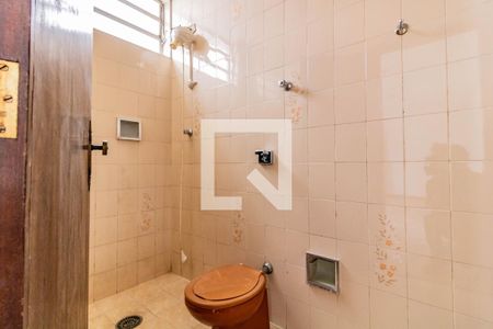 Casa à venda com 200m², 3 quartos e 2 vagas Casa à venda com 200m², 3 quartos e 2 vagasBanheiro