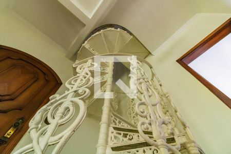 Casa à venda com 200m², 3 quartos e 2 vagas Casa à venda com 200m², 3 quartos e 2 vagasDetalhe da sala