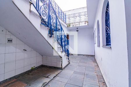 Casa à venda com 200m², 3 quartos e 2 vagas Casa à venda com 200m², 3 quartos e 2 vagasÁrea Externa