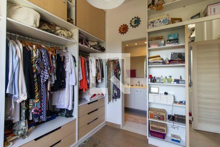 Apartamento à venda com 99m², 3 quartos e 1 vagaCloset Suite