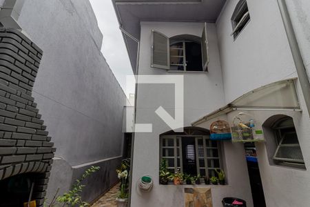 Casa à venda com 300m², 3 quartos e 2 vagas Casa à venda com 300m², 3 quartos e 2 vagasQuintal