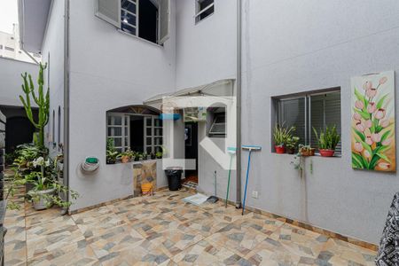 Casa à venda com 300m², 3 quartos e 2 vagas Casa à venda com 300m², 3 quartos e 2 vagasQuintal