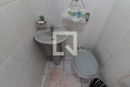 Casa à venda com 300m², 3 quartos e 2 vagas Casa à venda com 300m², 3 quartos e 2 vagasLavabo