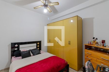 Casa à venda com 300m², 3 quartos e 2 vagas Casa à venda com 300m², 3 quartos e 2 vagasSuíte