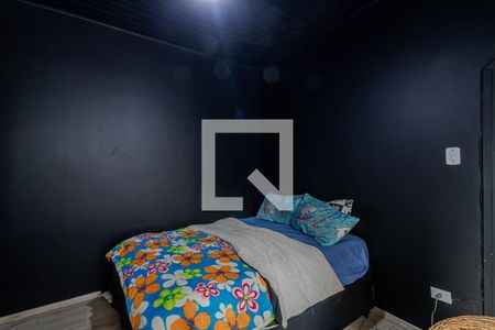 Casa à venda com 300m², 3 quartos e 2 vagas Casa à venda com 300m², 3 quartos e 2 vagasQuarto 2