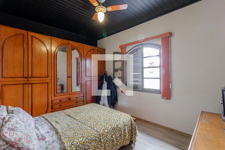 Casa à venda com 300m², 3 quartos e 2 vagas Casa à venda com 300m², 3 quartos e 2 vagasQuarto 1