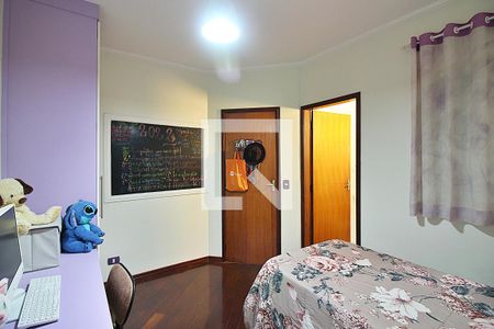 Casa à venda com 212m², 3 quartos e 4 vagasSuíte 2