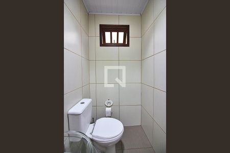 Casa à venda com 212m², 3 quartos e 4 vagasBanheiro de Serviço