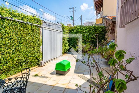 Casa à venda com 308m², 2 quartos e 5 vagasQuintal Garagem