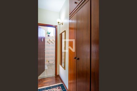 Casa à venda com 308m², 2 quartos e 5 vagasCloset da suíte