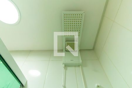 Apartamento à venda com 45m², 2 quartos e 1 vaga Apartamento à venda com 45m², 2 quartos e 1 vagaBanheiro