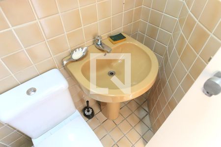 Lavabo de apartamento para alugar com 1 quarto, 62m² em Centro, São José dos Campos