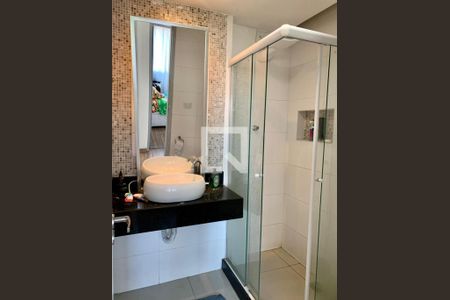 Apartamento à venda com 75m², 3 quartos e 1 vagaBanheiro Social