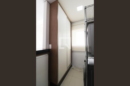 Apartamento para alugar com 61m², 2 quartos e 1 vagaÁrea de serviço