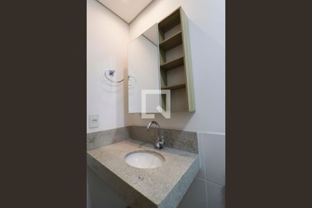 Apartamento para alugar com 61m², 2 quartos e 1 vagaBanheiro social