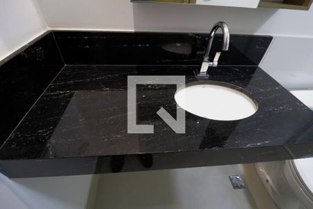 Apartamento para alugar com 61m², 2 quartos e 1 vagaBanheiro da suíte