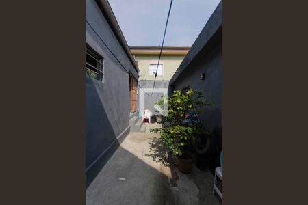 Casa à venda com 150m², 3 quartos e 2 vagas Casa à venda com 150m², 3 quartos e 2 vagasQuintal