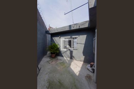 Casa à venda com 150m², 3 quartos e 2 vagas Casa à venda com 150m², 3 quartos e 2 vagasQuintal