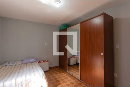 Casa à venda com 150m², 3 quartos e 2 vagas Casa à venda com 150m², 3 quartos e 2 vagasQuarto 3