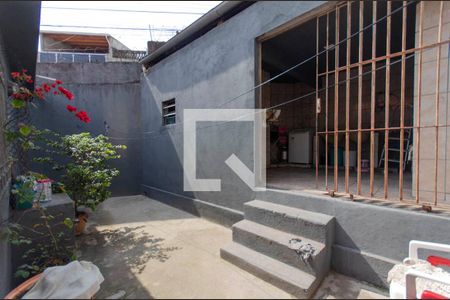 Casa à venda com 150m², 3 quartos e 2 vagas Casa à venda com 150m², 3 quartos e 2 vagasQuintal