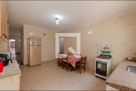 Casa à venda com 150m², 3 quartos e 2 vagas Casa à venda com 150m², 3 quartos e 2 vagasCozinha