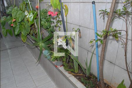 Casa à venda com 170m², 3 quartos e 2 vagas Casa à venda com 170m², 3 quartos e 2 vagasJardim