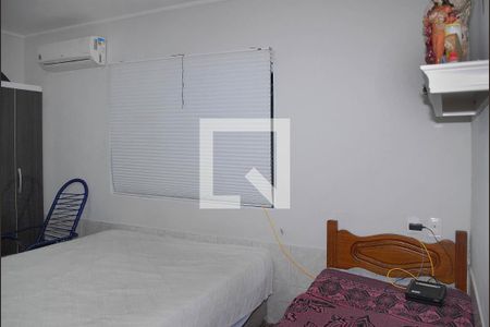 Casa à venda com 170m², 3 quartos e 2 vagas Casa à venda com 170m², 3 quartos e 2 vagasQuarto 2