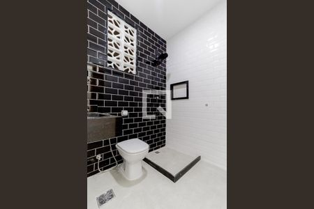 Studio à venda com 28m², 1 quarto e sem vaga Studio à venda com 28m², 1 quarto e sem vagaBanheiro