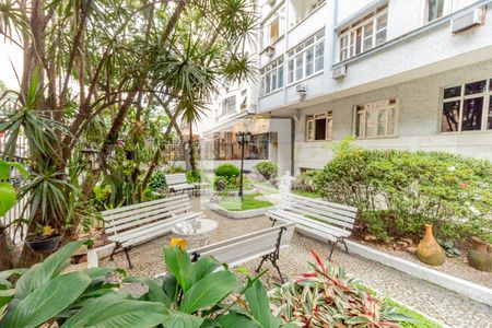 Studio à venda com 28m², 1 quarto e sem vaga Studio à venda com 28m², 1 quarto e sem vagaÁrea comum