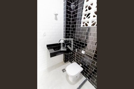 Studio à venda com 28m², 1 quarto e sem vaga Studio à venda com 28m², 1 quarto e sem vagaBanheiro