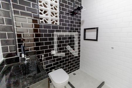 Studio à venda com 28m², 1 quarto e sem vaga Studio à venda com 28m², 1 quarto e sem vagaBanheiro