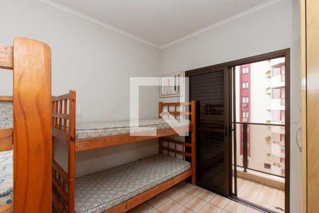 Suíte de apartamento para alugar com 3 quartos, 130m² em Jardim Las Palmas, Guarujá