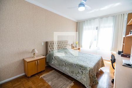 Apartamento à venda com 215m², 3 quartos e 2 vagas Apartamento à venda com 215m², 3 quartos e 2 vagasSuite 1