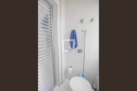 Apartamento à venda com 215m², 3 quartos e 2 vagas Apartamento à venda com 215m², 3 quartos e 2 vagasBanheiro de serviço