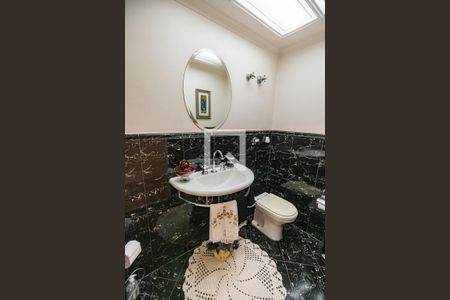 Apartamento à venda com 215m², 3 quartos e 2 vagas Apartamento à venda com 215m², 3 quartos e 2 vagasLavabo