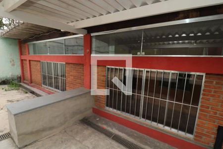 Casa à venda com 120m², 2 quartos e 1 vagaFachada