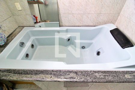 Casa à venda com 126m², 3 quartos e 2 vagasBanheiro da Suíte