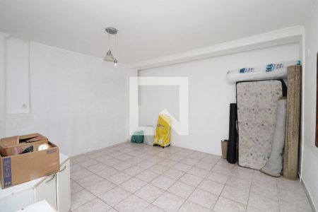 Quarto de casa para alugar com 1 quarto, 70m² em Parque Continental I, Guarulhos