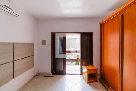 Quarto 1 de casa para alugar com 4 quartos, 200m² em Sítio da Figueira, São Paulo