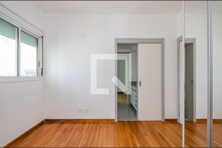 Apartamento à venda com 156m², 4 quartos e 3 vagasSemi - suíte 1