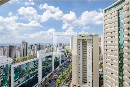 Apartamento à venda com 156m², 4 quartos e 3 vagasSuíte 2