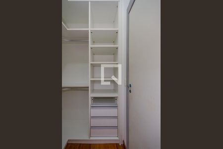 Apartamento à venda com 156m², 4 quartos e 3 vagasCloset da suíte