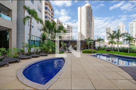 Apartamento à venda com 156m², 4 quartos e 3 vagasPiscina