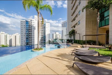 Apartamento à venda com 156m², 4 quartos e 3 vagasPiscina
